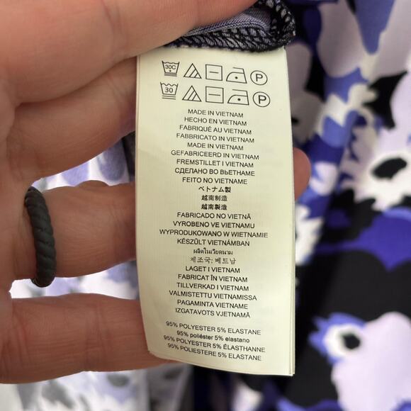 Michael Kors Dress Medium Thin Flowy Stretch Slinky Liquid Career Knit Retro Mod - Picture 10 of 12